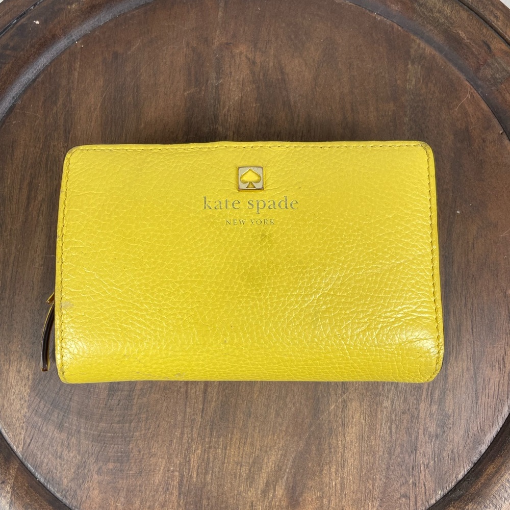 Kate Spade Slim Bifold Wallet - Picture 3 of 9